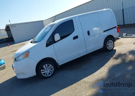 2015 Nissan Nv200 Sv из США, поврежденный, VIN 3N6CM0KN7FK703538